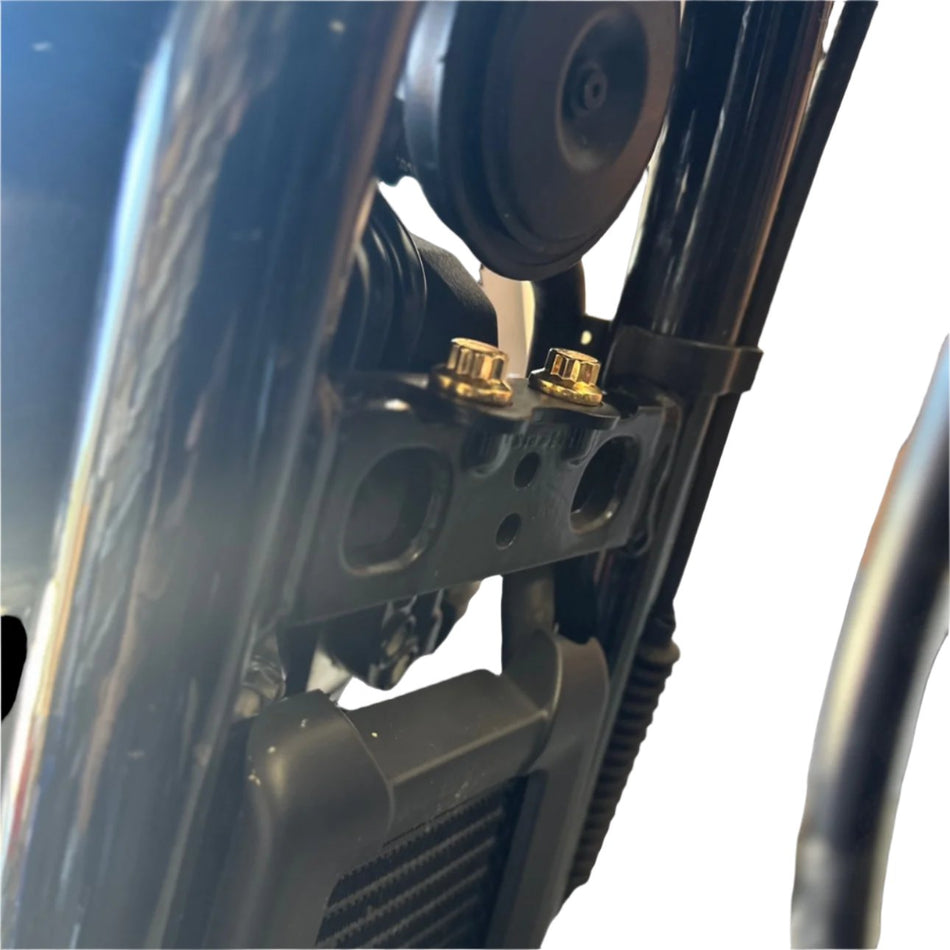 18+ Softail M8 Top Motor Mount ARP Kit